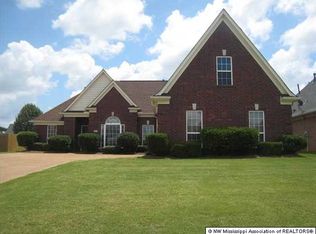 8470 Cross Over Rd, Southaven, MS 38672