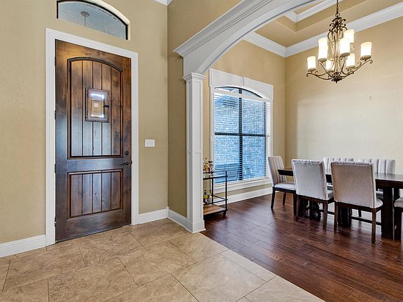 3rd image of 220 Highland Blvd
