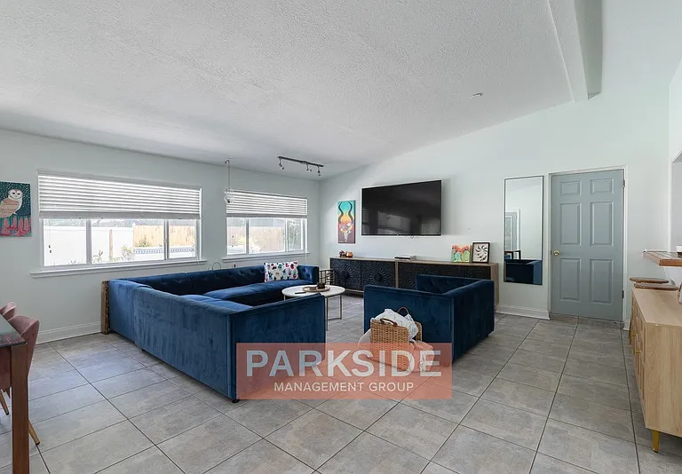 1116 Berwyn Rd — Photo 12