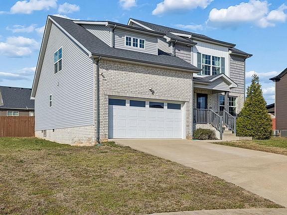 3rd image of 894 Wild Elm Ct