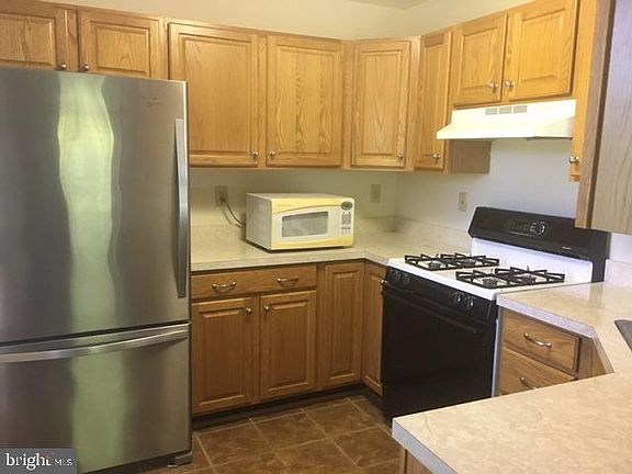 5th image of 597 Oakland Hills Dr APT 3B