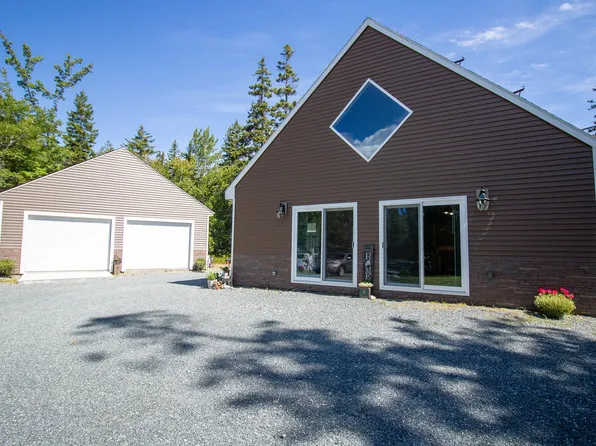 454 Summer Harbor Road, Winter Harbor, ME 04693