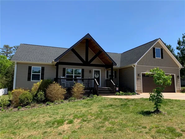 306 Windy Knoll Ct, Westminster, SC 29693