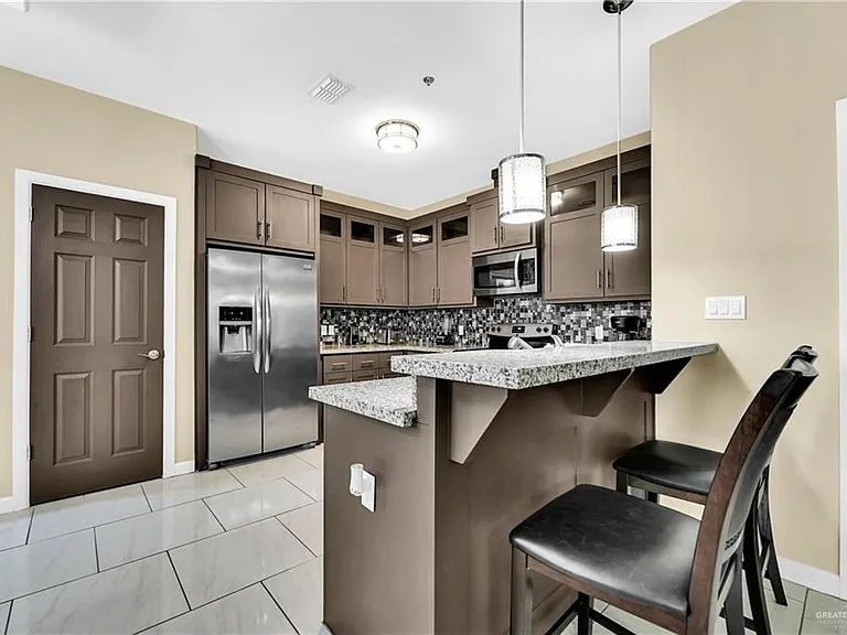 1200 E Camellia Ave — Photo 5