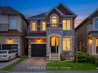 17 Kempsford Cres, Brampton, ON L7A 4M5