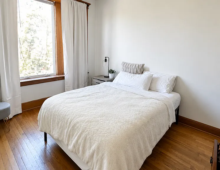 836 W Bradley Pl #3R — Photo 3
