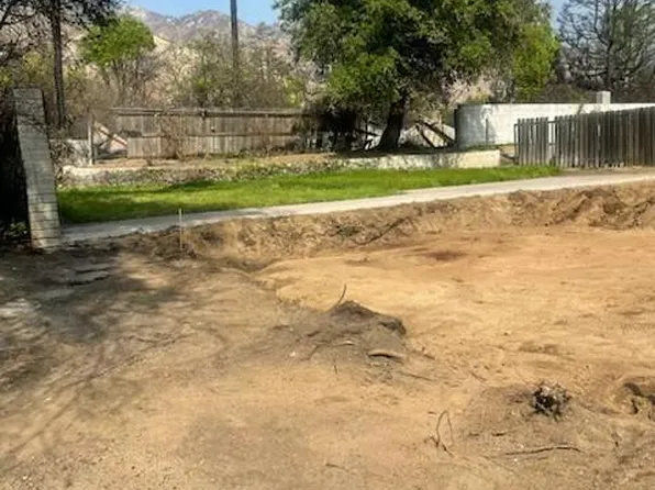 55 Marathon Rd #1, Altadena, CA 91001