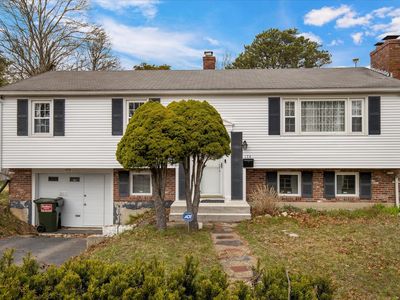 174 Bristol Avenue, Hyannis, MA, 02601
