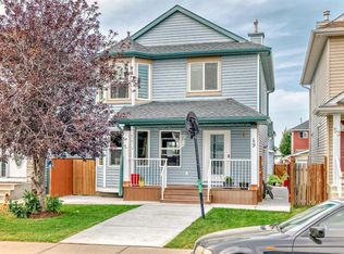 49 E Taravista Way NE, Calgary, AB T3J4K1