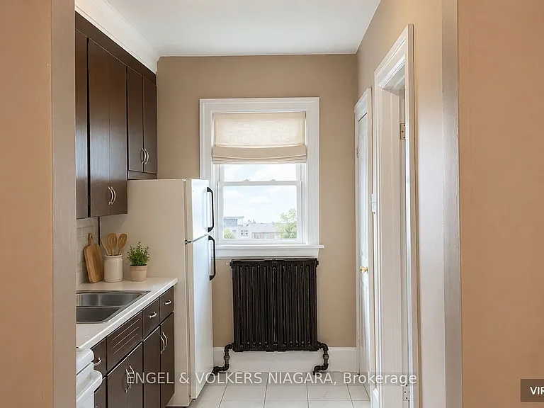 5042 Huron St N — Photo 7