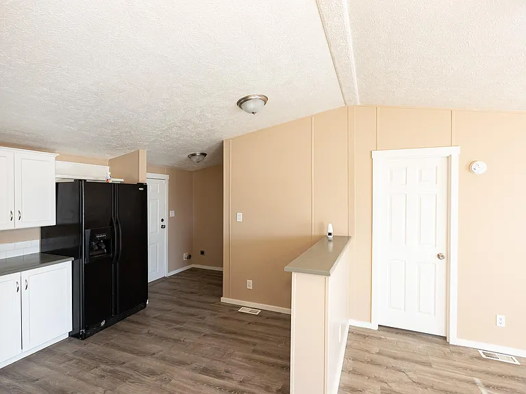 11516 W Eucalyptus Dr — Photo 3