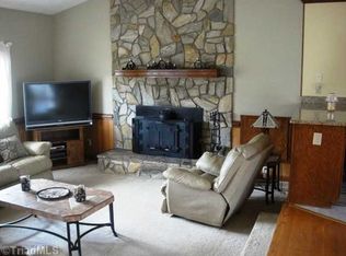 1010 Pleasant Dr, Mebane, NC 27302