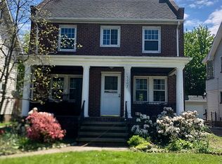 15607 Lakewood Heights Blvd, Lakewood, OH 44107
