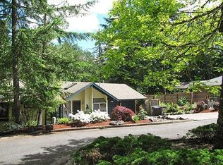 1192 Brookside Dr, Eugene, OR 97405