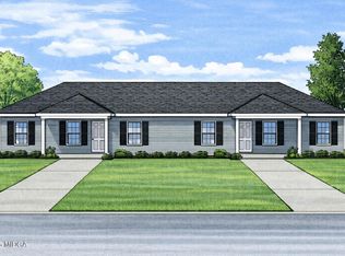 122 Tabor Dr, Warner Robins, GA 31093