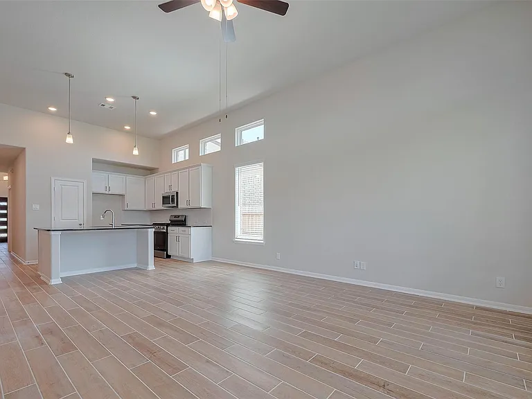 2405 Seamist Cove Ln — Photo 11
