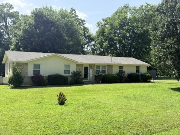 179 Gatone Dr, Hendersonville, TN 37075