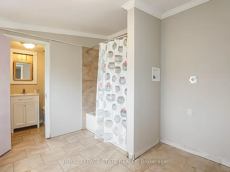 405 Bartlett Ave #B — Photo 22