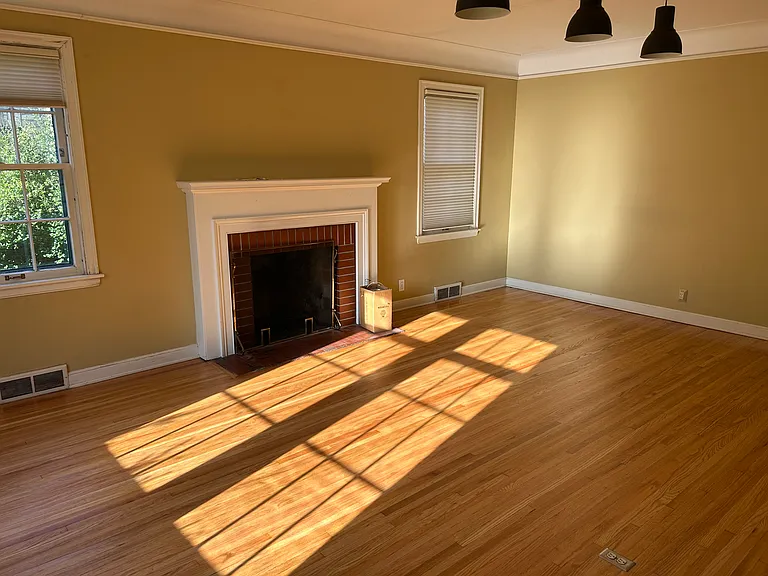 5637 Colfax Ave S — Photo 2