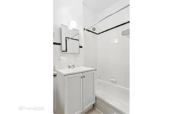 Rented by Douglas Elliman | media 8