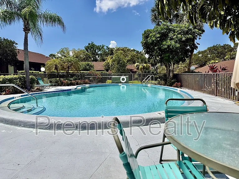 1271 Powderpuff Dr — Photo 24
