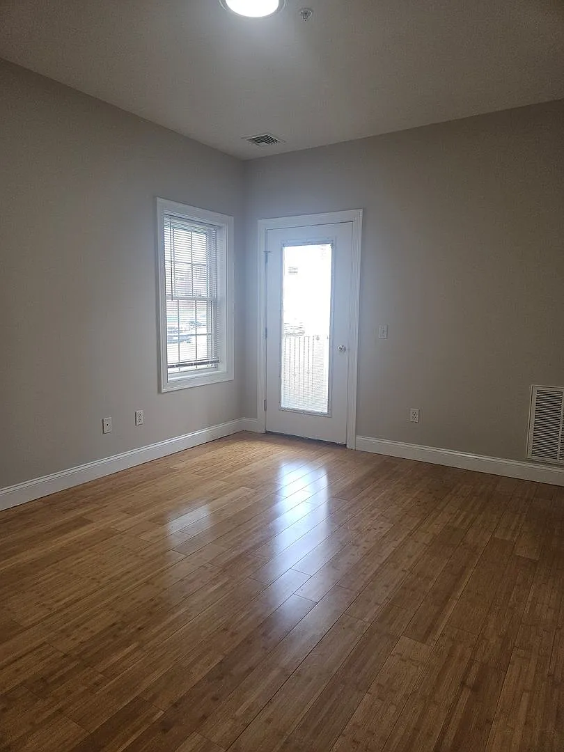 Cornerstone Apartments — Photo 2