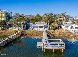 216 Little Kinston Rd, Surf City, NC 28445