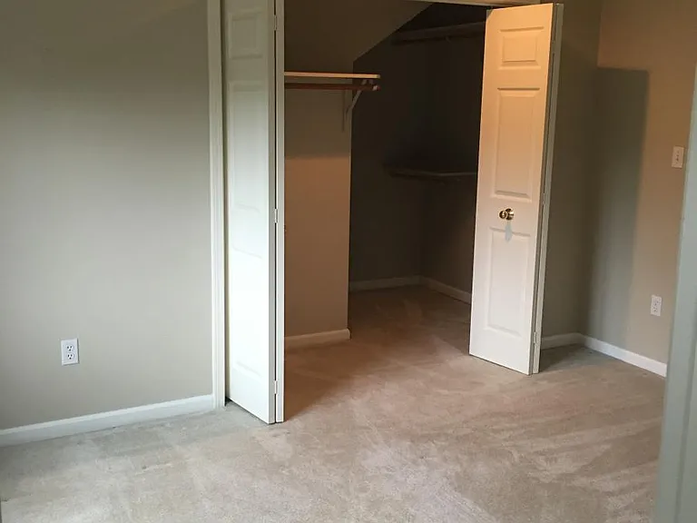 Upstairs BR #1