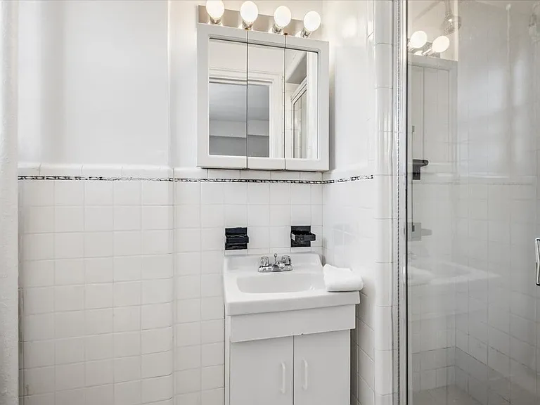 45 Popham Rd #5L — Photo 18