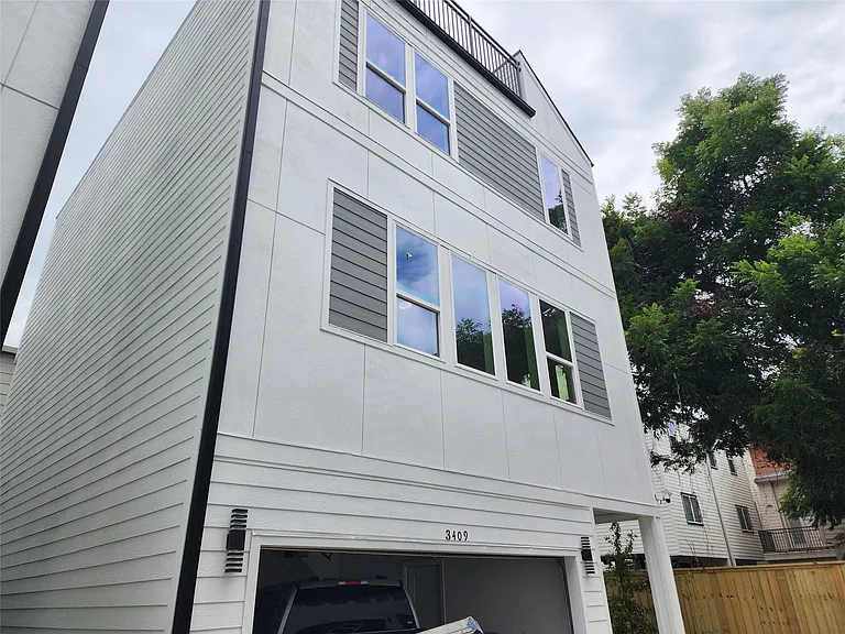 3407 Saint Emanuel St — Photo 4
