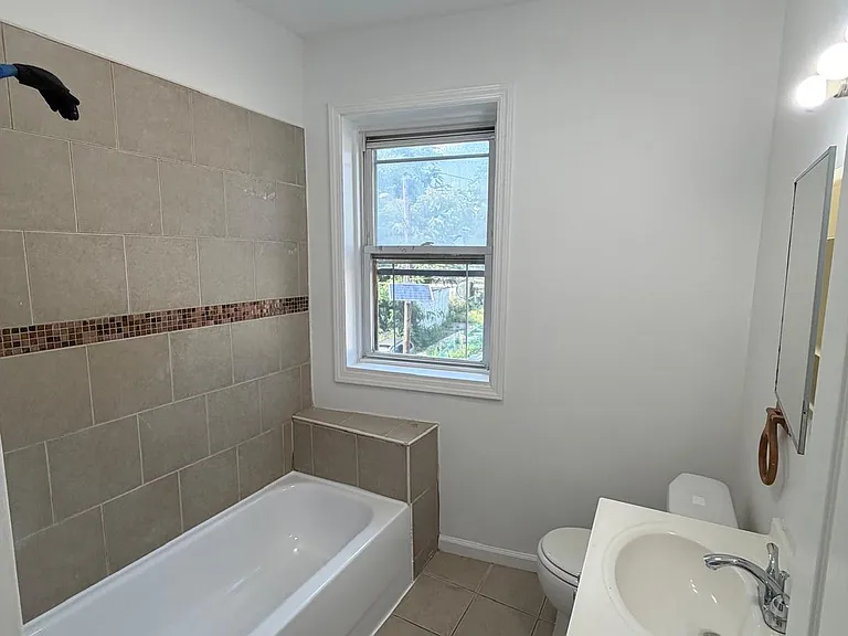 397 Myrtle Ave #2 — Photo 6