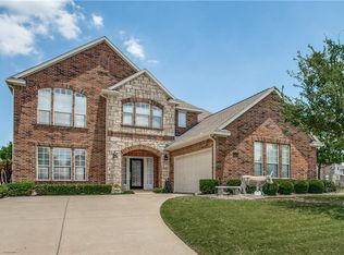 2102 Meadowcove Dr, Rowlett, TX 75088