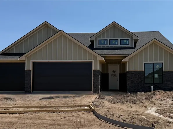 8324 Waterway Ct, Maize, KS 67101