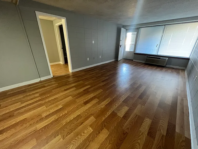 12 S Galena Ave #0 — Photo 8