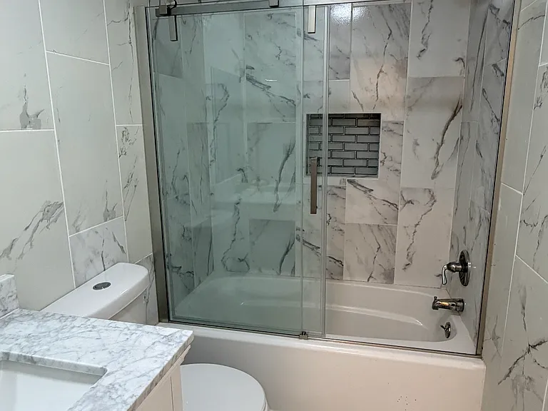 9518 N Dartmouth Ave — Photo 11