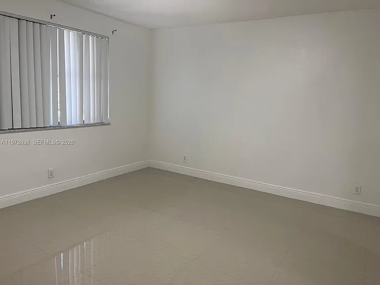 11202 Taft St #11202 — Photo 18
