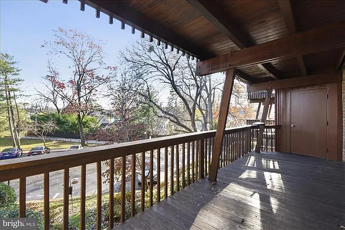 755 Fairview Ave #C — Photo 11