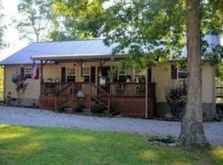 588 Randolph Rd, Crossville, TN 38571