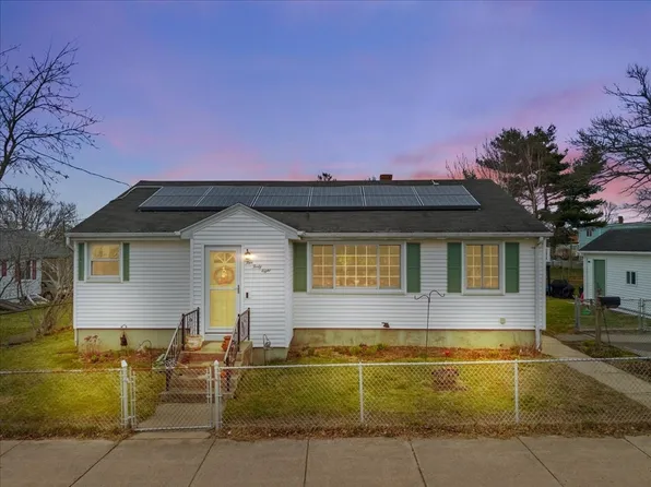 548 Jefferson St, Fall River, MA 02721