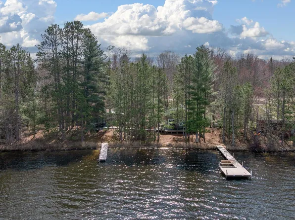 10401 Vermillion Point Dr NE, Deer River, MN 56636