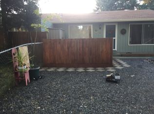 350 NW Clarke St, Grants Pass, OR 97526