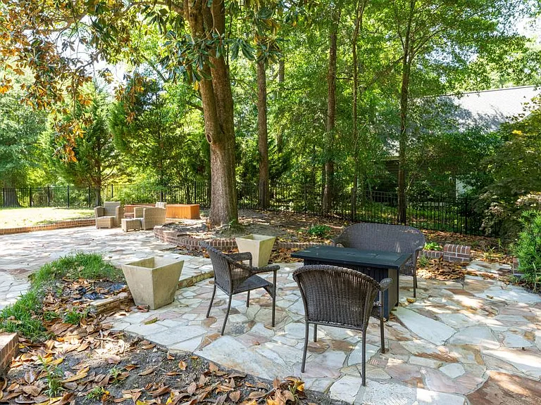 8703 Decoy Ln — Photo 23