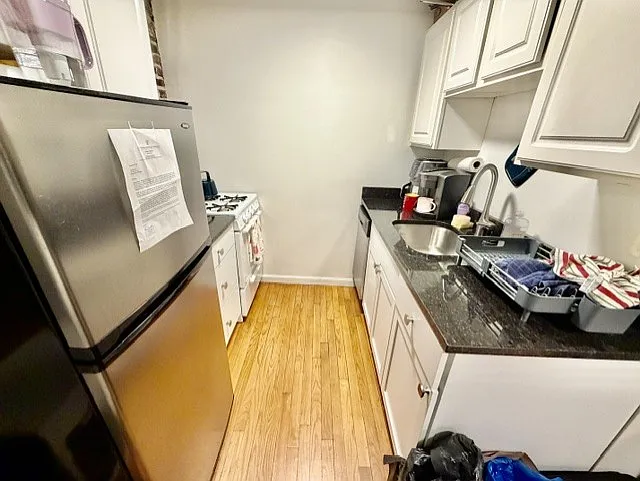 40 Clark St #B — Photo 17