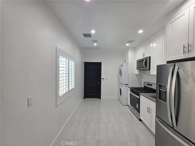 9523 Stanwin — Photo 1