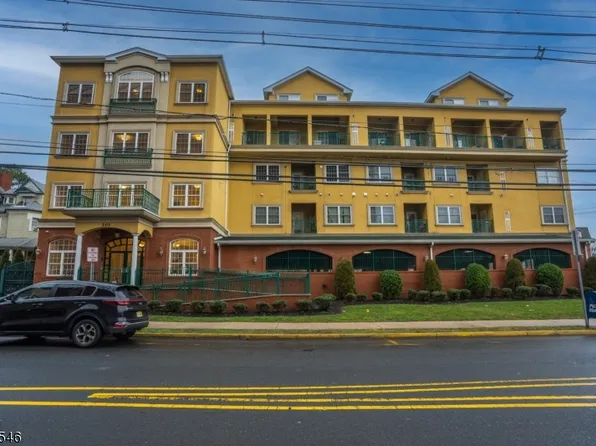 201-211 W Jersey St #312, Elizabeth City, NJ 07202