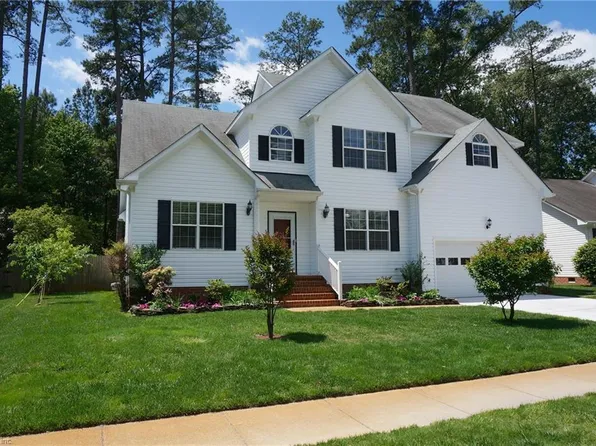 348 Sawyers Mill Xing, Chesapeake, VA 23323