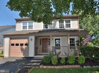 21075 Danbury Ct, Sterling, VA 20164