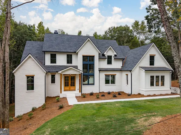 242 Carriage Ave, Jefferson, GA 30549