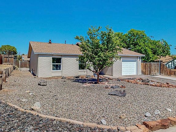 2nd image of 1739 Pegasus Ave SE