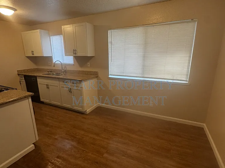 3591 Quail Lakes Dr #121 — Photo 2